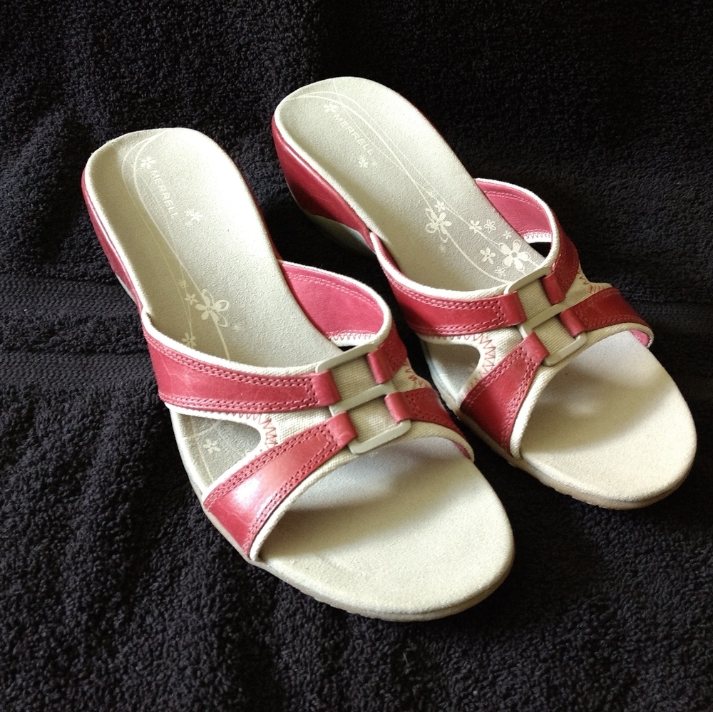 *Merrell Red Sandals*